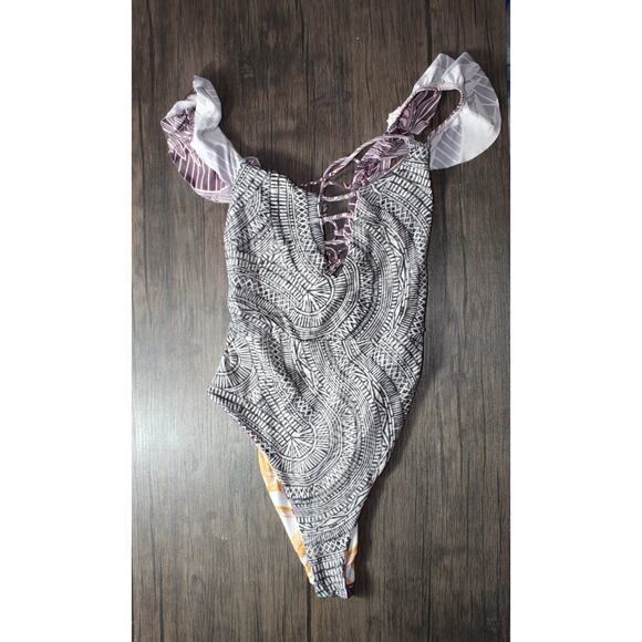 Maaji Reversable One Piece Floral Bathing Suit Swimwear - Picture 8 of 9